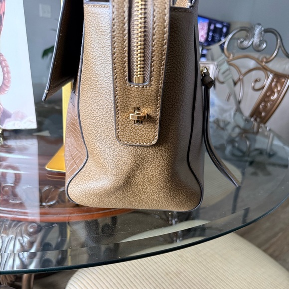 Henri Bendel Eclipse Belmont Tote - Picture 4 of 14